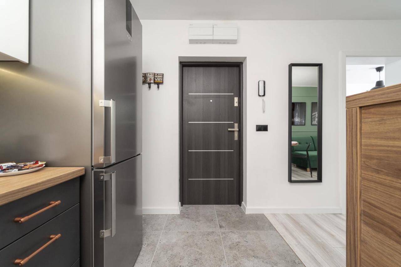 Apartament Zielinskiego Centrum Wroclaw By Noclegi Renters Bagian luar foto