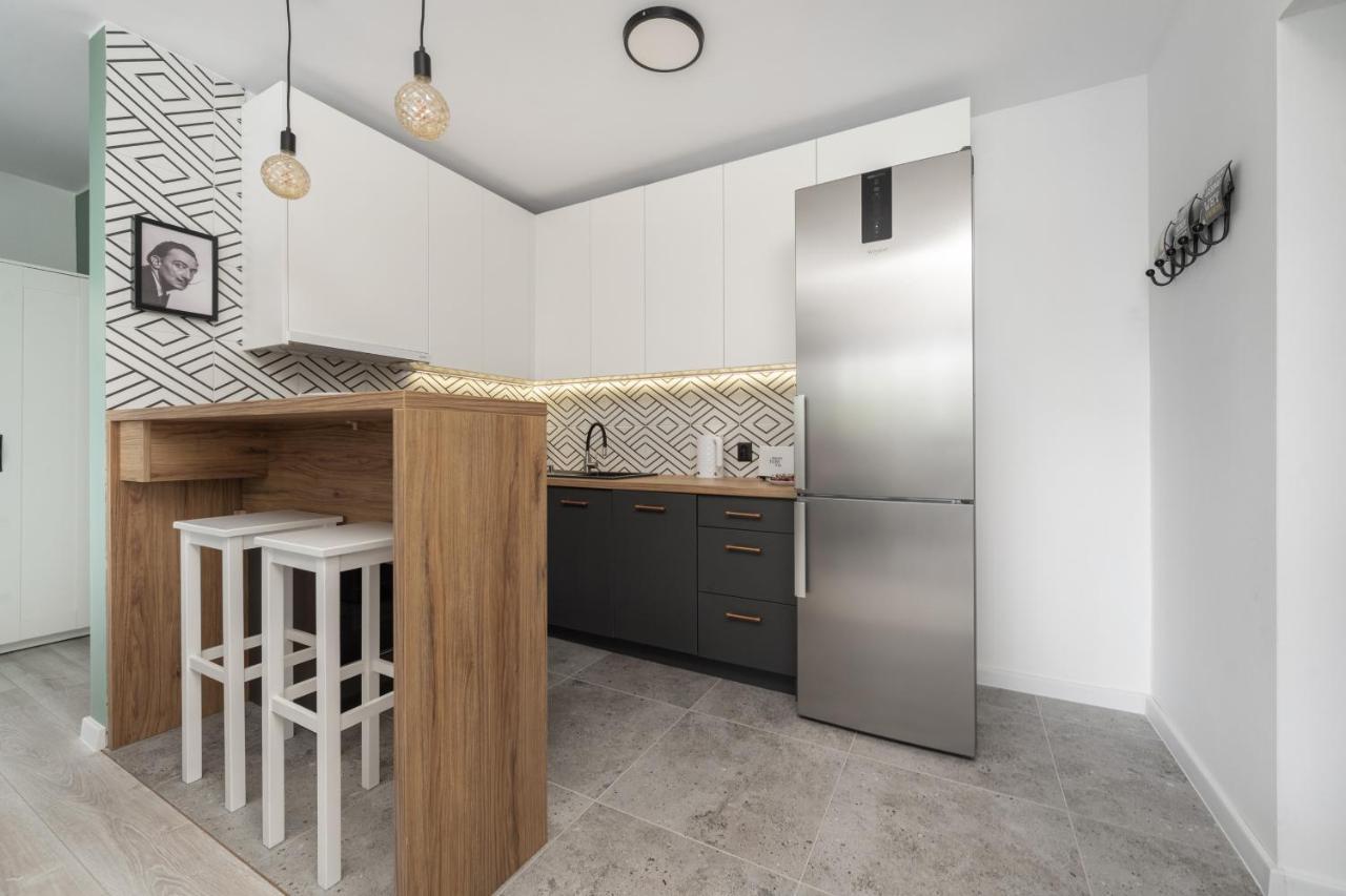 Apartament Zielinskiego Centrum Wroclaw By Noclegi Renters Bagian luar foto
