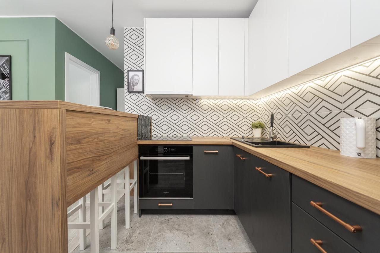 Apartament Zielinskiego Centrum Wroclaw By Noclegi Renters Bagian luar foto